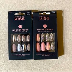 Lot of 2 Kiss Masterpiece Nails Press-on